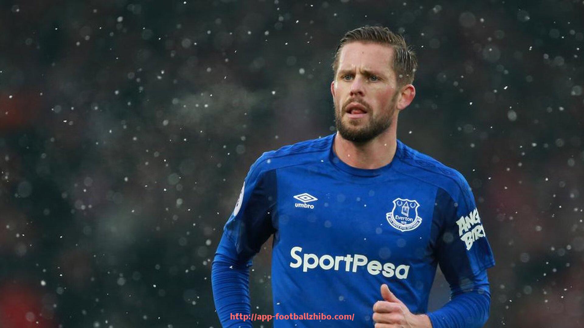 足球直播-中超联赛鲁能与华夏的对决历史与影响